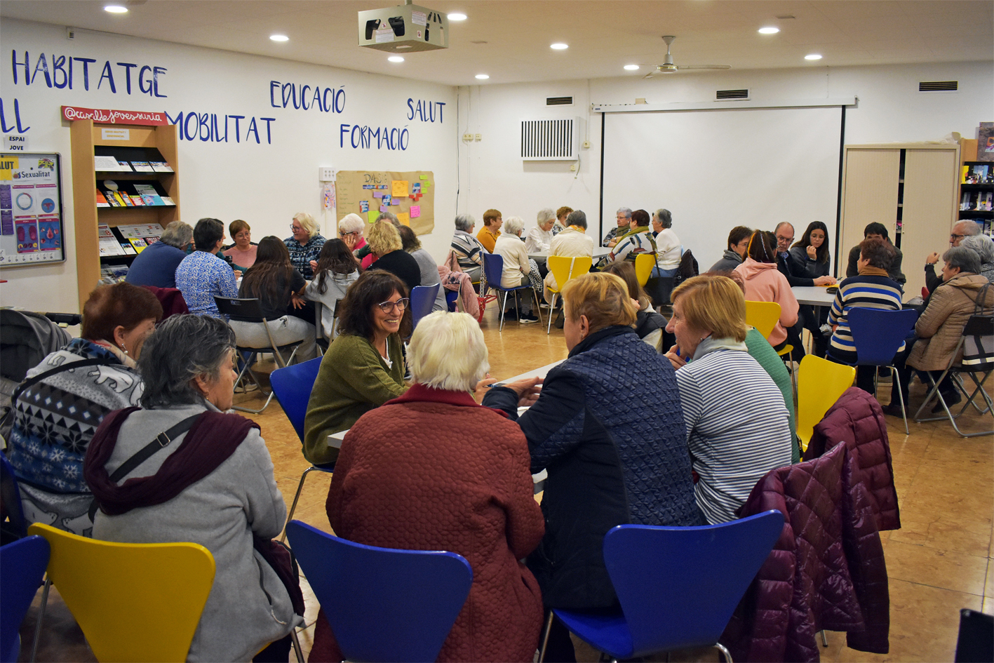 El Casal de Joves s'omple en la sessió participativa del Pla Local de Salut de Súria