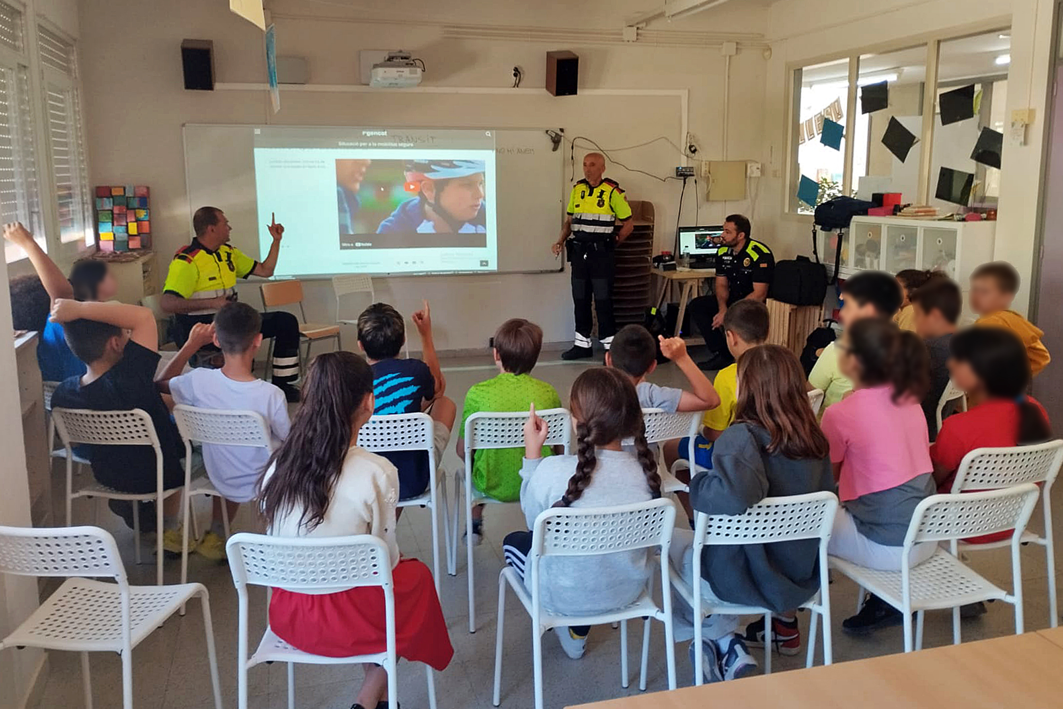 La Policia Local i els Mossos d'Esquadra completen el cicle de xerrades sobre seguretat viària a les escoles de Súria 