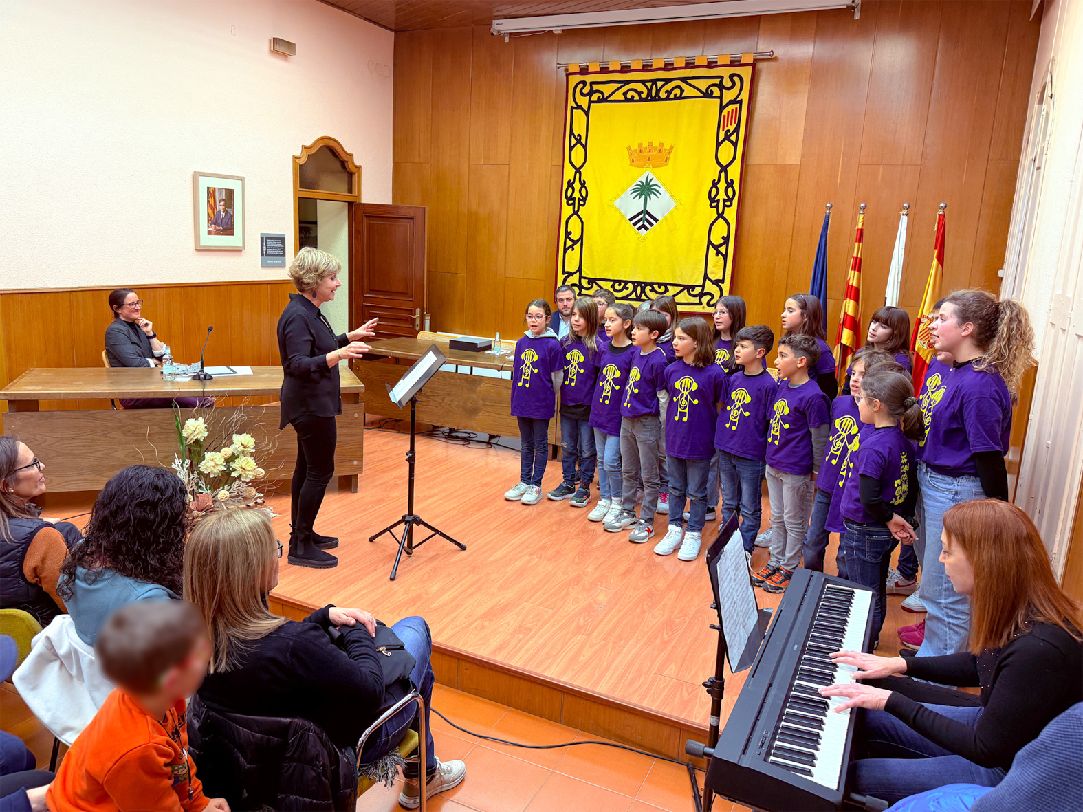 ActuaciÃ³ dâ€™alumnes de lâ€™Escola Municipal de MÃºsica durant lâ€™acte del pregÃ³ de la Festa de Sant SebastiÃ .