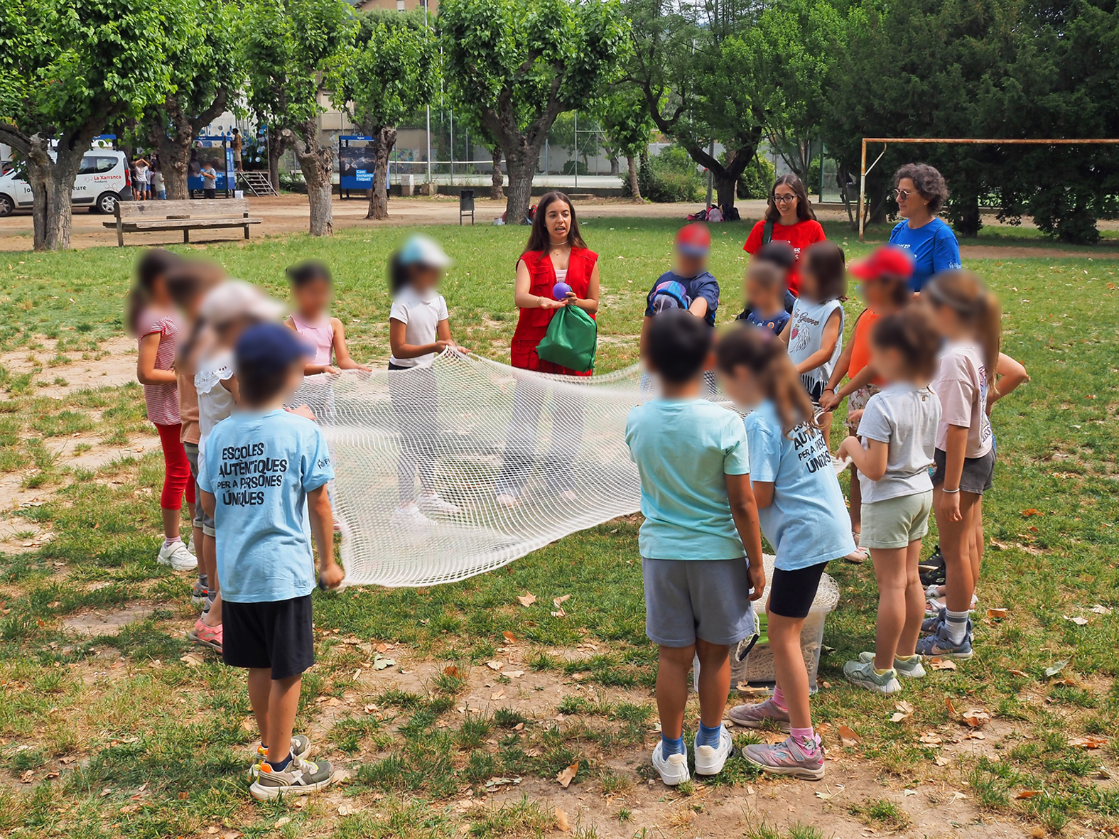 Activitats de la festa de cloenda del programa Escoles Verdes, al Parc Municipal Macary i Viader.