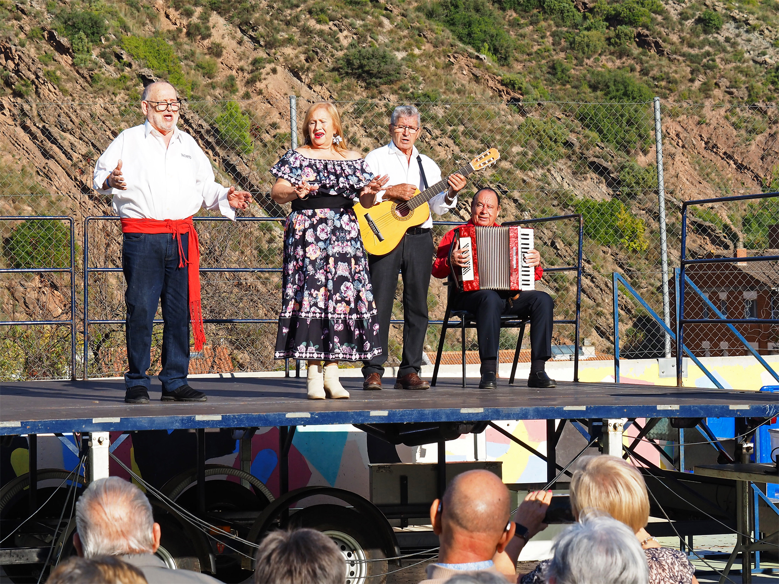 La Setmana de la Gent Gran acaba amb un concorregut dinar i una actuació musical