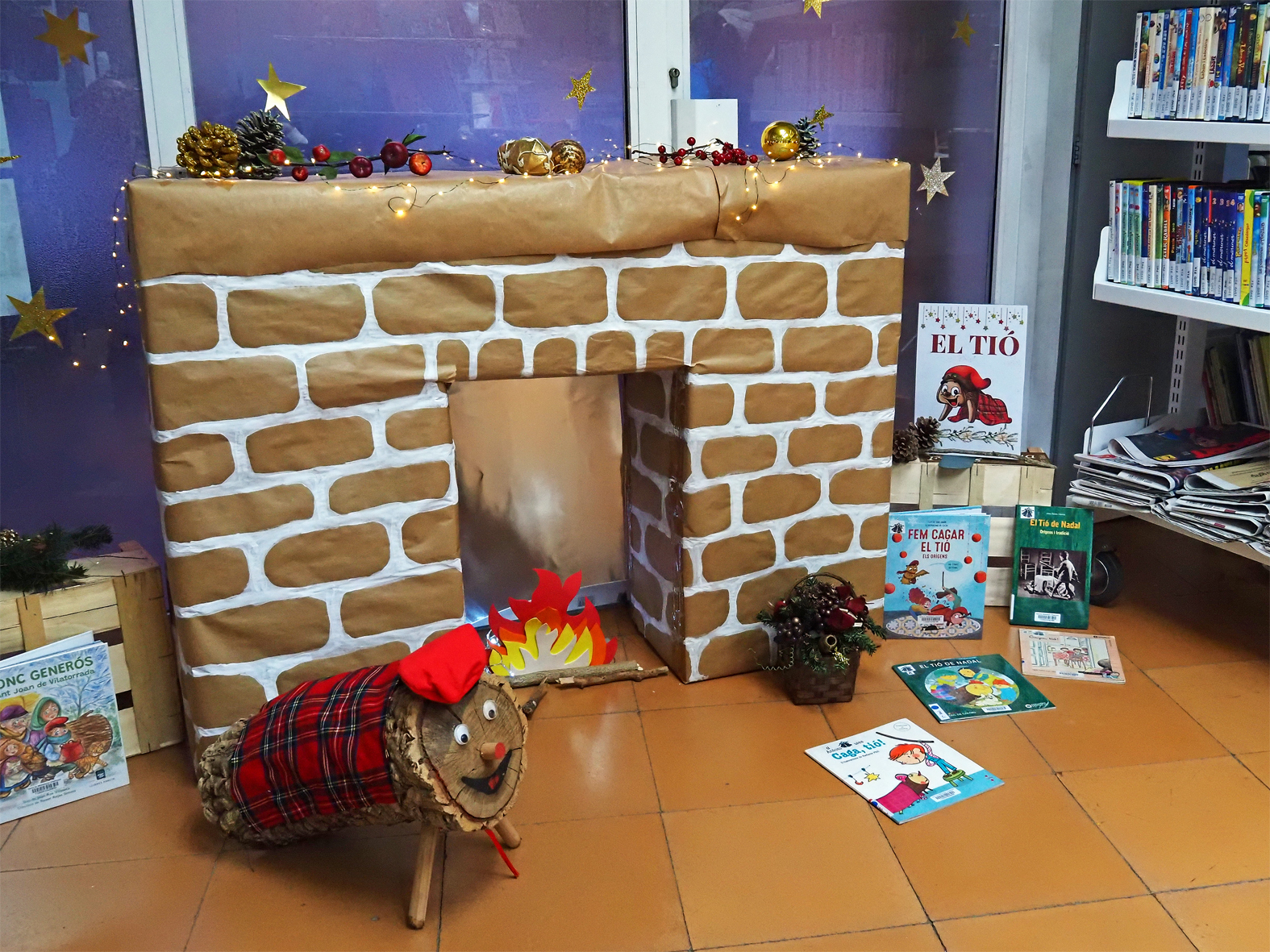 Espai del TiÃ³ de Nadal a la Biblioteca PÃºblica.