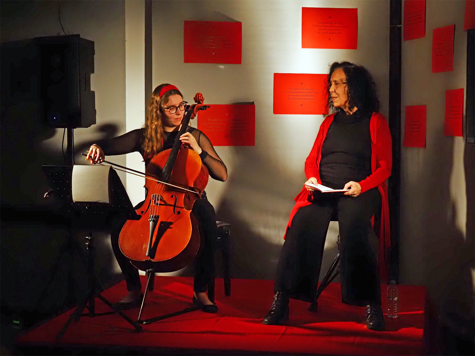 InterpretaciÃ³ dâ€™El Poema de Nadal de Josep Maria de Sagarra a Lâ€™Esplai, amb Queralt Adam i Marialba Esquius.