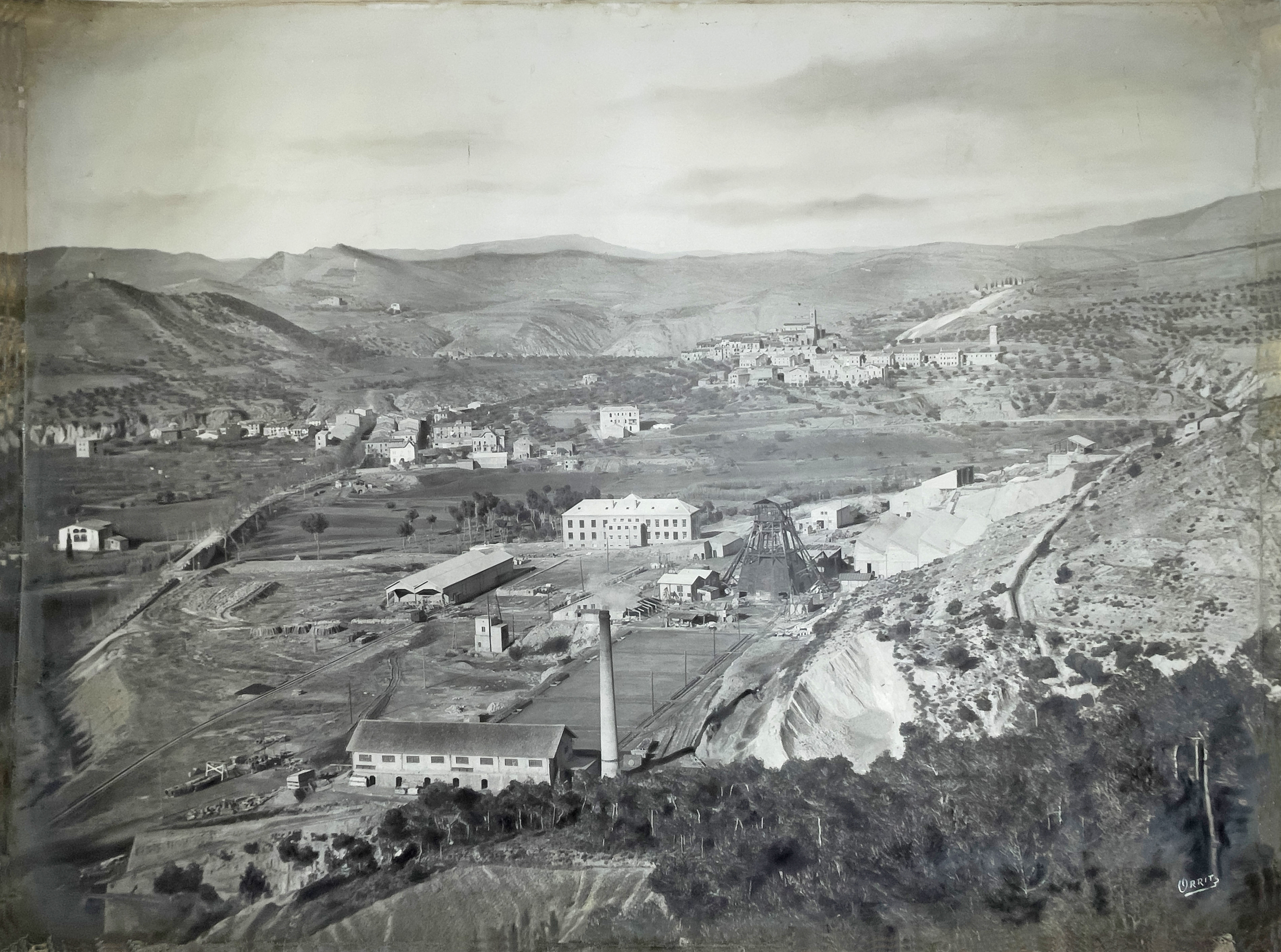 L'Arxiu Municipal rep la donació de tres fotografies aèries de gran format de les dècades de 1920-50