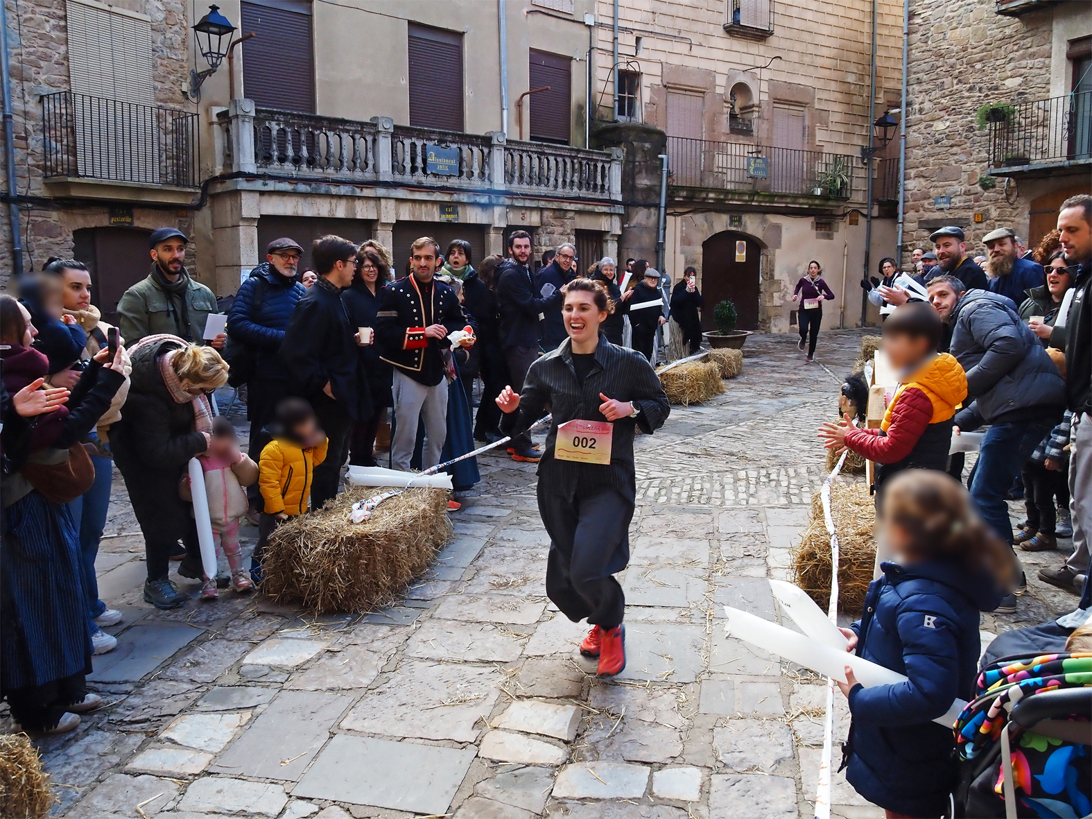 La 2a Cur(s)a del Còlera i el concert de Mateu Peramiquel posen animació i emotivitat a la Festa de Sant Sebastià