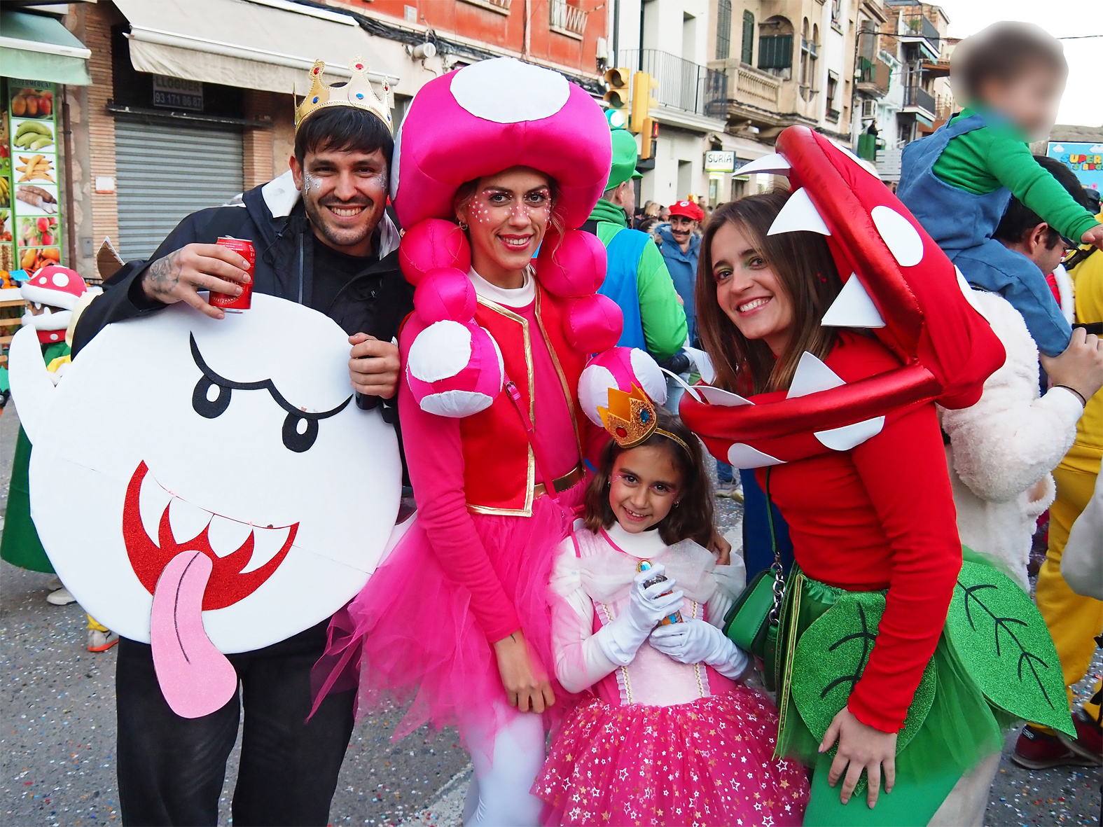 Participants en la rua del Carnestoltes de S&uacute;ria.