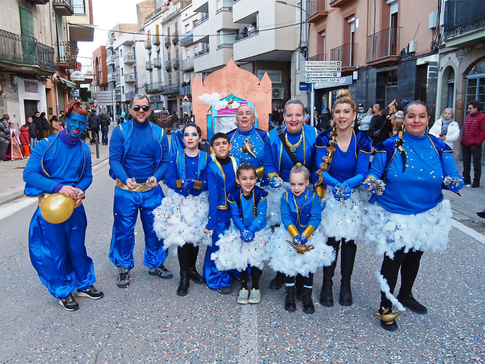 Participants en la rua del Carnestoltes de S&uacute;ria.