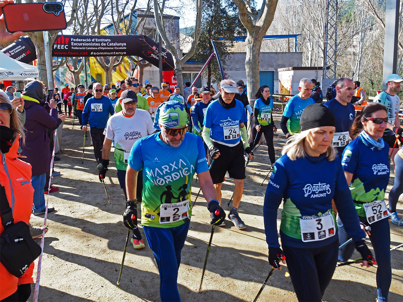 Súria concentra l'activitat de marxa nòrdica amb l'inici del calendari oficial català i una matinal no competitiva