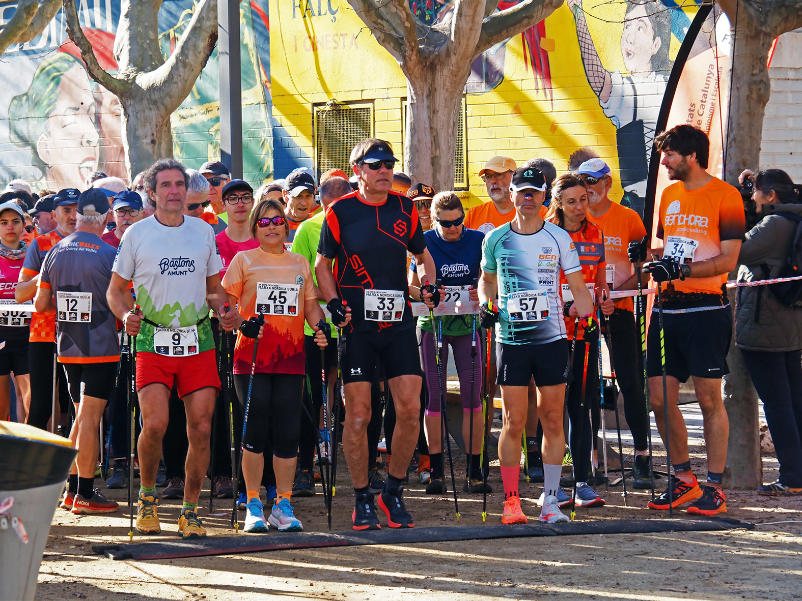 L&iacute;nia de sortida de la 3a Copa Catalana de Marxa N&ograve;rdica a S&uacute;ria, abans de l'inici de la prova.