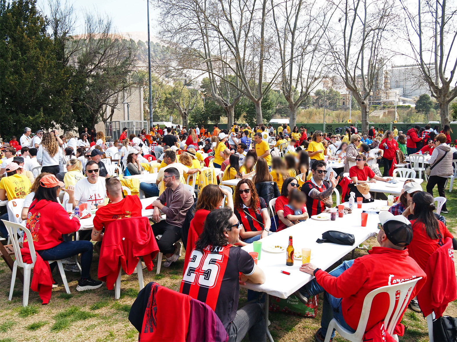 Ambient del Vermut Caramellaire de S&uacute;ria al Parc Municipal Macary i Viader.