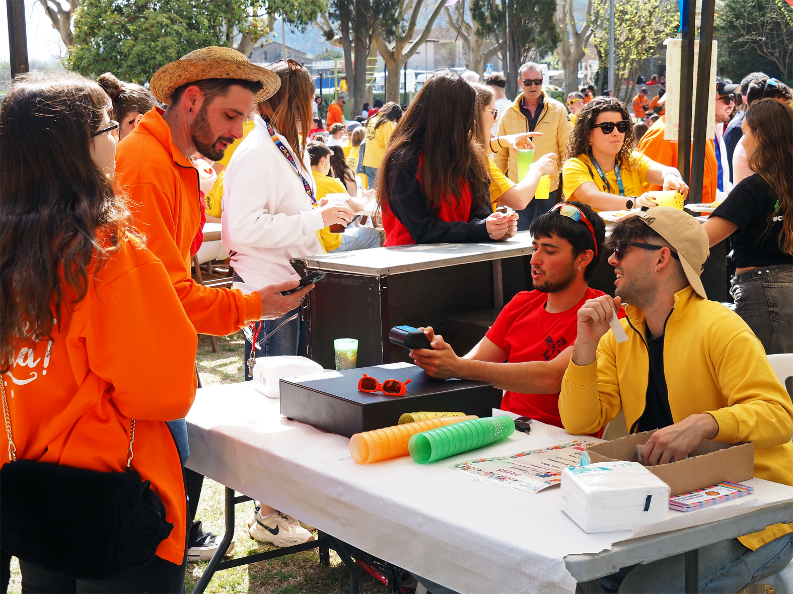 Ambient del Vermut Caramellaire de S&uacute;ria al Parc Municipal Macary i Viader.