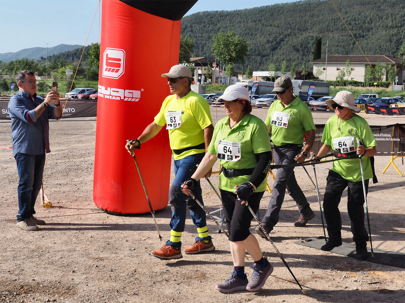 Sortida de participants amb discapacitat visual del 4t Campionat de Catalunya de Marxa N&ograve;rdica 'Vila de S&uacute;ria'.