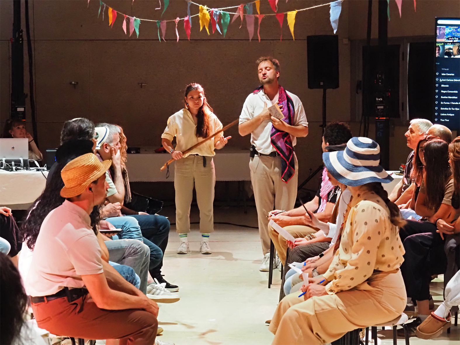 Escena de l'obra de teatre documental immersiu 'Iaia' de la companyia Mambo Project, dins del 9&egrave; Festival d'Espectacles Art en Cicle de S&uacute;ria.