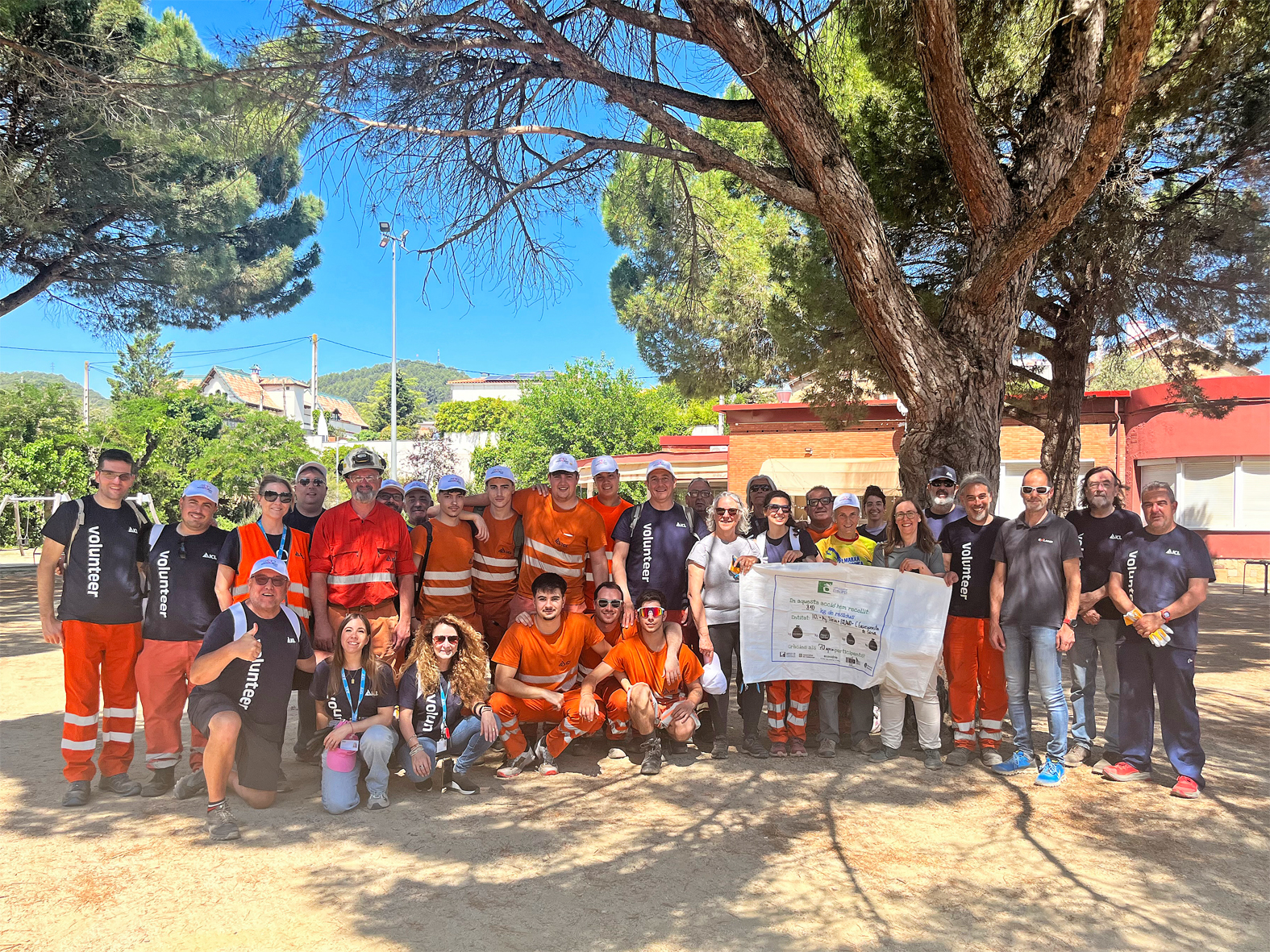 La segona jornada de la campanya Let's Clean Up Europe a Súria recull més de 800 quilos de residus