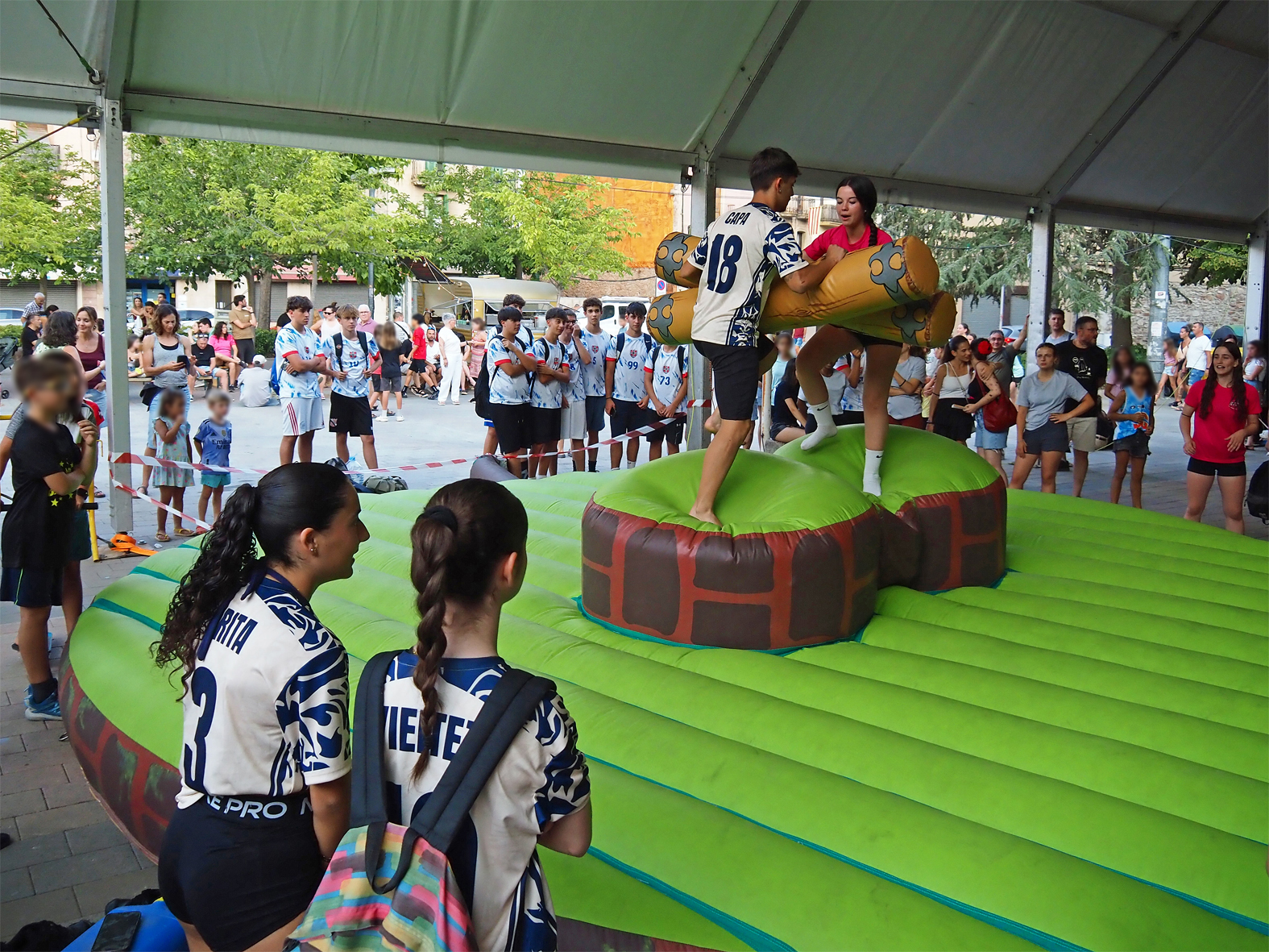 La Festa Major comença amb el protagonisme de joves i infants en noves edicions molt participades dels KEN i els KEI