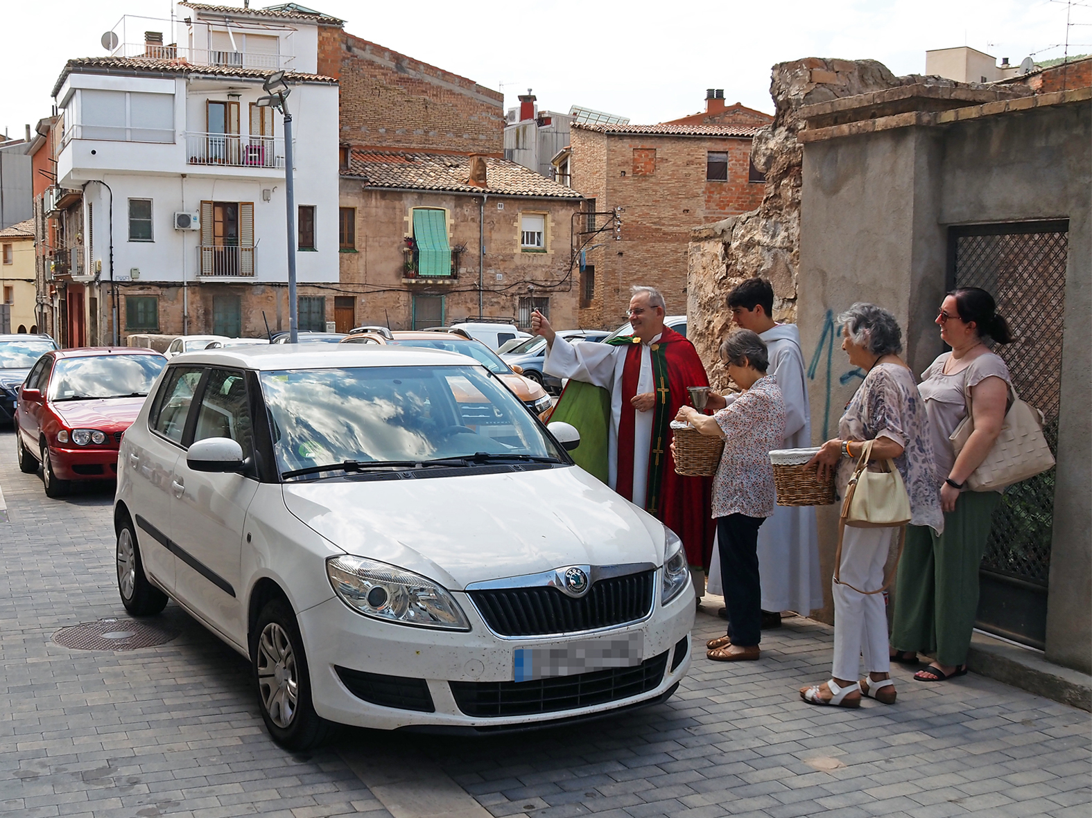 Benedicci&oacute; de vehicles en motiu de la diada de Sant Crist&ograve;fol, dins de la Festa Major de S&uacute;ria.
