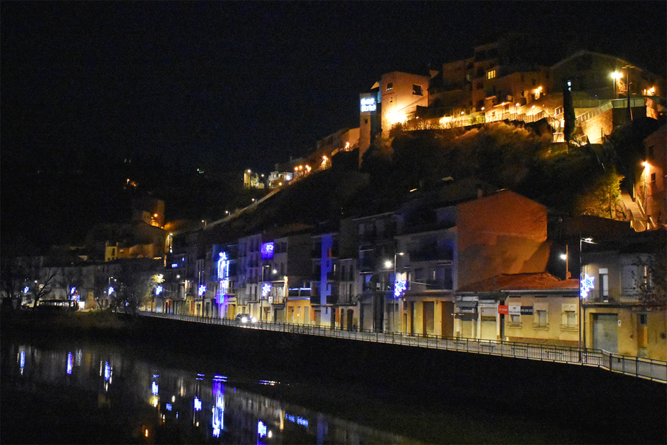 IlÂ·luminaciÃ³ nadalenca als barris de Sant Jaume i Poble Vell.